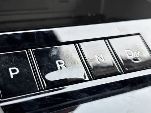 Certified 2025 Nissan Murano SV image 32