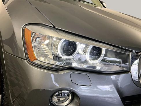 Used 2017 BMW X3 sDrive28i RWD image 23