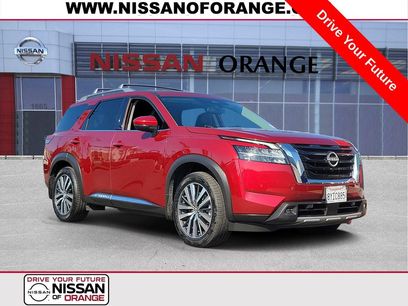 Used 2022 Nissan Pathfinder Platinum w/ Cargo Package
