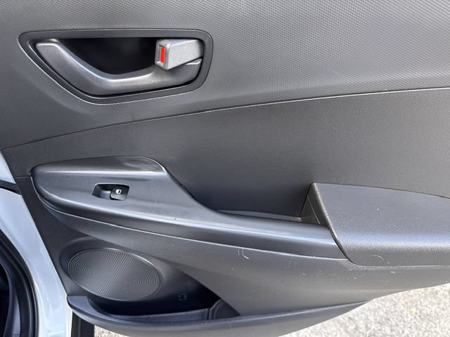 Used 2018 Hyundai Kona SEL AWD/4WD image 22
