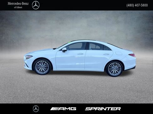 Used 2022 Mercedes-Benz CLA 250 image 2