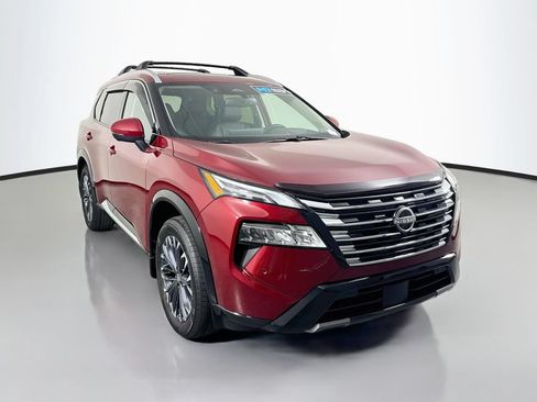 Used 2026 Nissan Rogue Platinum w/ Platinum Premium Package AWD/4WD image 3