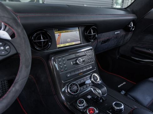Used 2014 Mercedes-Benz SLS AMG Black Series image 53