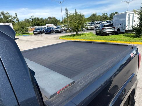 Used 2021 GMC Sierra 1500 Denali w/ Denali Ultimate Package AWD/4WD image 7