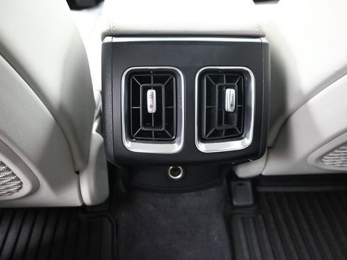 Certified 2025 Kia Sorento S AWD/4WD image 31