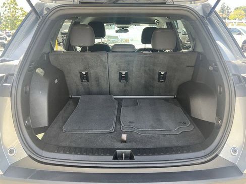 Used 2025 Chevrolet Equinox LT image 26