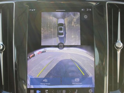 Used 2024 Volvo S60 B5 Plus image 35