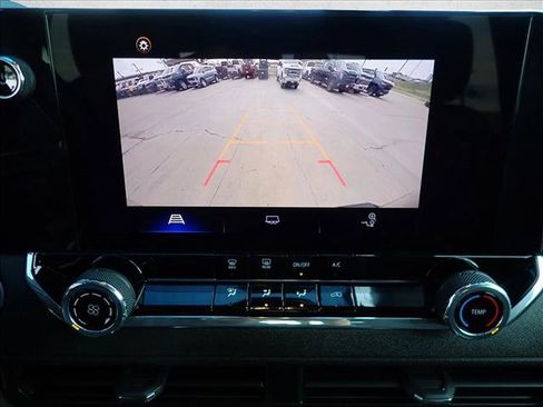 Used 2024 Chevrolet Colorado Trail Boss w/ Advanced Trailering Package AWD/4WD image 16