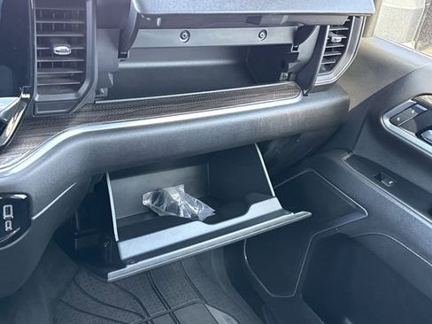 Certified 2025 Chevrolet Silverado 2500 LT w/ Z71 Chrome Sport Edition image 23