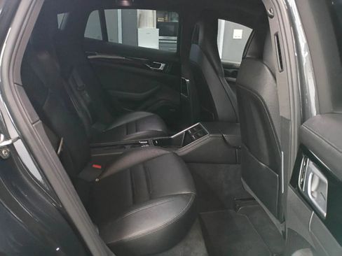 Used 2018 Porsche Panamera w/ Premium Package Plus image 13
