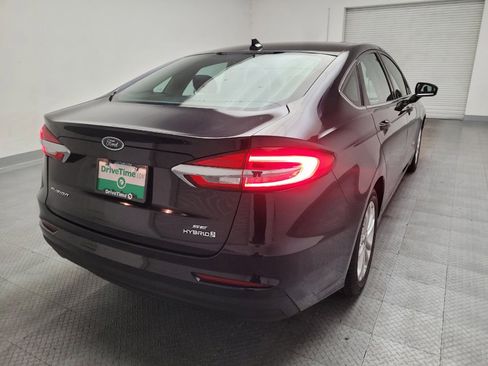 Used 2019 Ford Fusion SE FWD image 7
