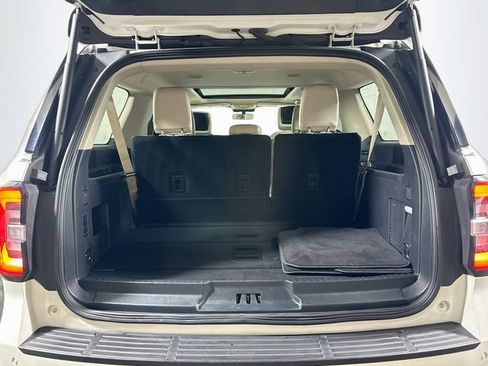 Used 2023 Ford Expedition Max Platinum AWD/4WD image 35