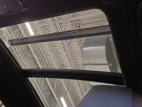 Certified 2022 BMW X7 xDrive40i w/ Premium Package image 15