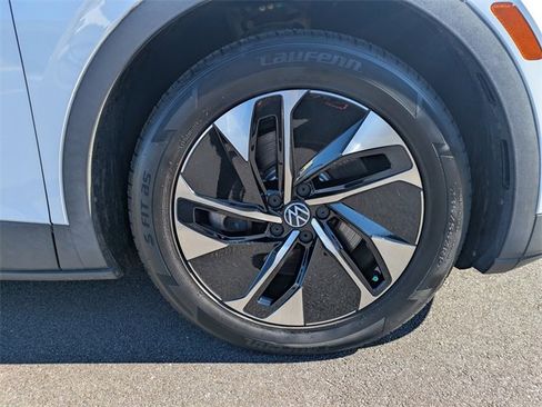 Certified 2021 Volkswagen ID.4 Pro S image 11