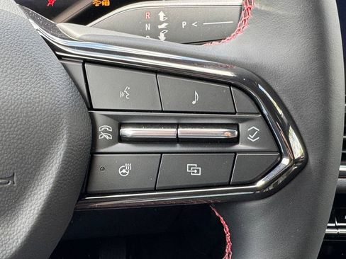 New 2026 Chevrolet Equinox EV RS AWD/4WD image 18