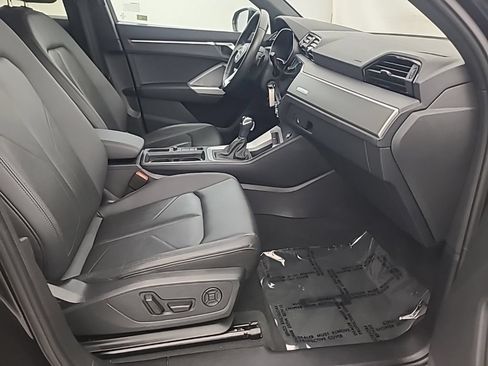 Used 2025 Audi Q3 2.0T Premium AWD/4WD image 15