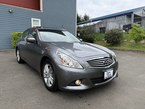 Used 2010 INFINITI G37 x Sedan w/ Premium Pkg AWD/4WD image 8