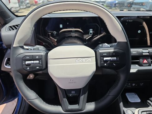 New 2026 Kia K4 GT-Line w/ GT-Line Premium Package FWD image 29