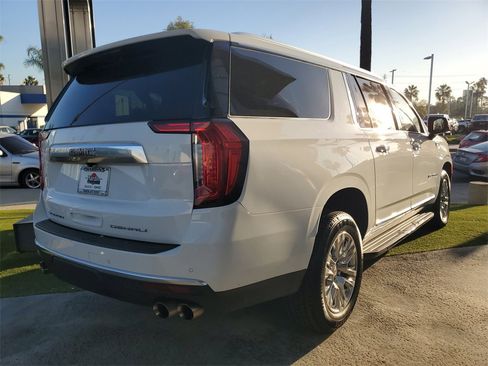 Used 2024 GMC Yukon XL Denali image 4