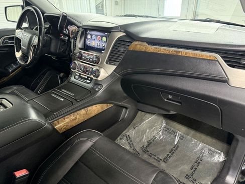 Used 2015 GMC Yukon Denali w/ Premium Package AWD/4WD image 40
