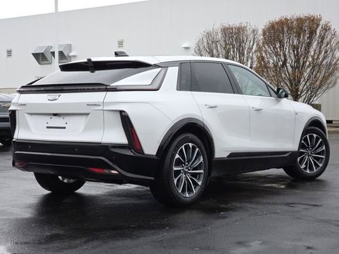 Used 2024 Cadillac Lyriq Sport image 23