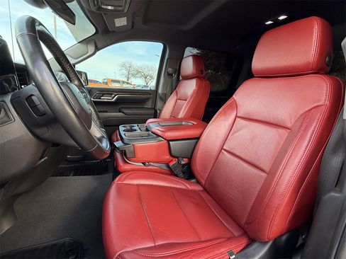 Certified 2024 Chevrolet Silverado 1500 RST image 26