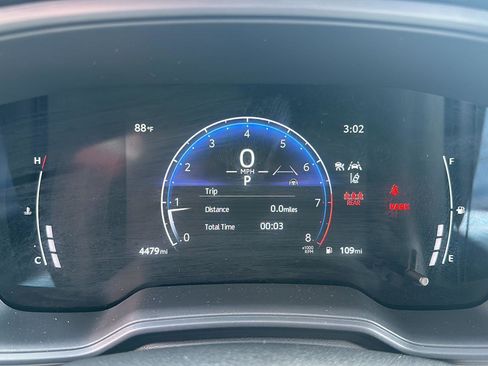 Used 2026 Toyota Corolla Cross LE image 25