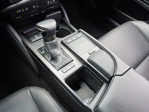 Used 2022 Lexus ES 350 w/ Premium Package FWD image 18