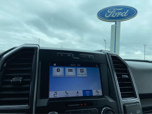 Used 2019 Ford F150 XLT w/ Equipment Group 302A Luxury AWD/4WD image 27