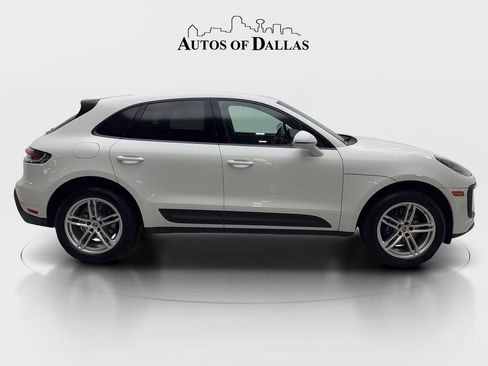 Used 2022 Porsche Macan AWD/4WD image 10