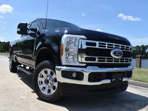 Used 2024 Ford F250 XLT AWD/4WD image 1