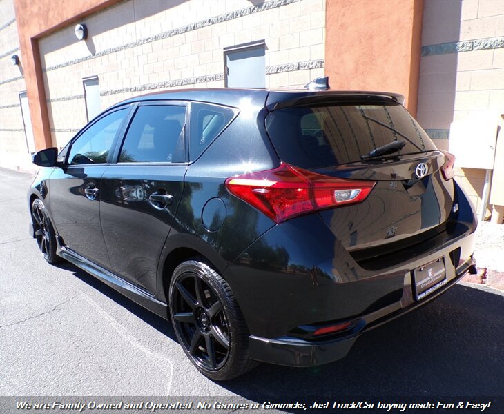 Used 2017 Toyota Corolla iM w/ Carpet Mat Package FWD image 8