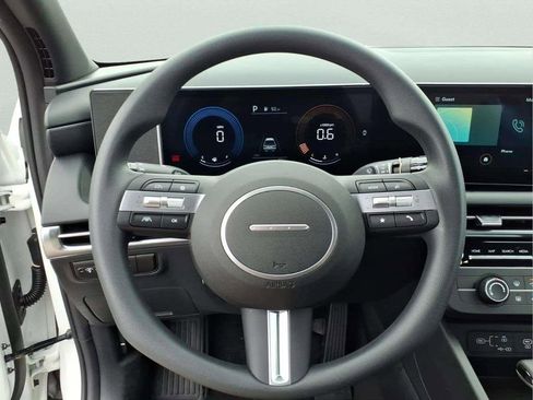 New 2026 Hyundai Santa Cruz SE FWD image 13