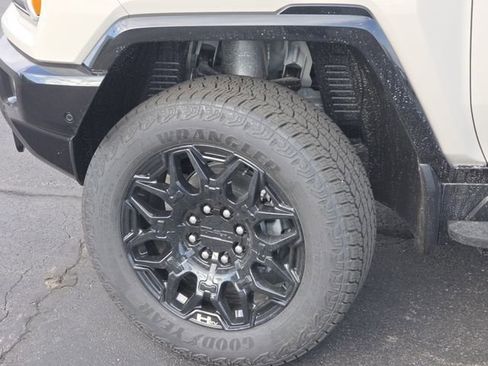 New 2026 GMC Hummer EV SUV image 23