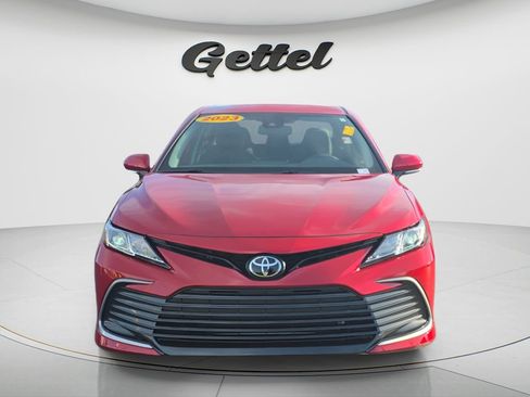 Used 2023 Toyota Camry LE w/ Convenience Package FWD image 2