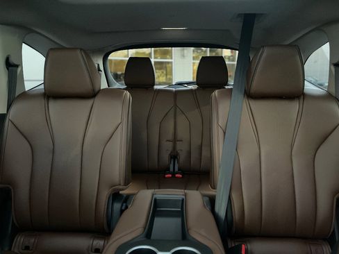 Certified 2024 Acura MDX SH-AWD w/ Advance Package image 38