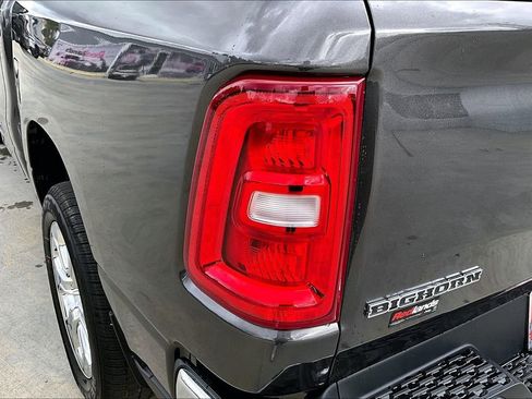 New 2026 RAM 1500 4x4 Crew Cab image 36