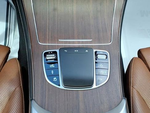 Used 2021 Mercedes-Benz GLC 43 AMG 4MATIC image 23