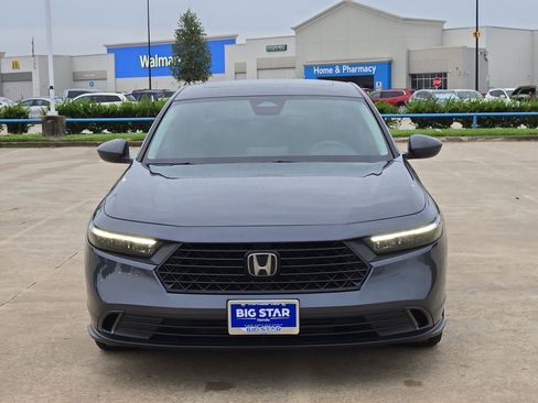 Used 2024 Honda Accord EX image 9