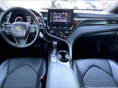 Used 2023 Toyota Camry SE image 14