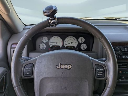 Used 2004 Jeep Grand Cherokee Limited RWD image 30