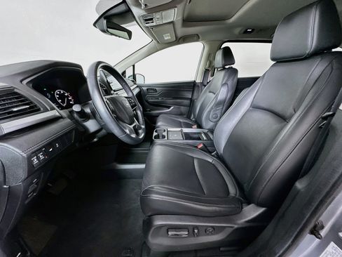 Used 2025 Honda Odyssey EX-L image 13