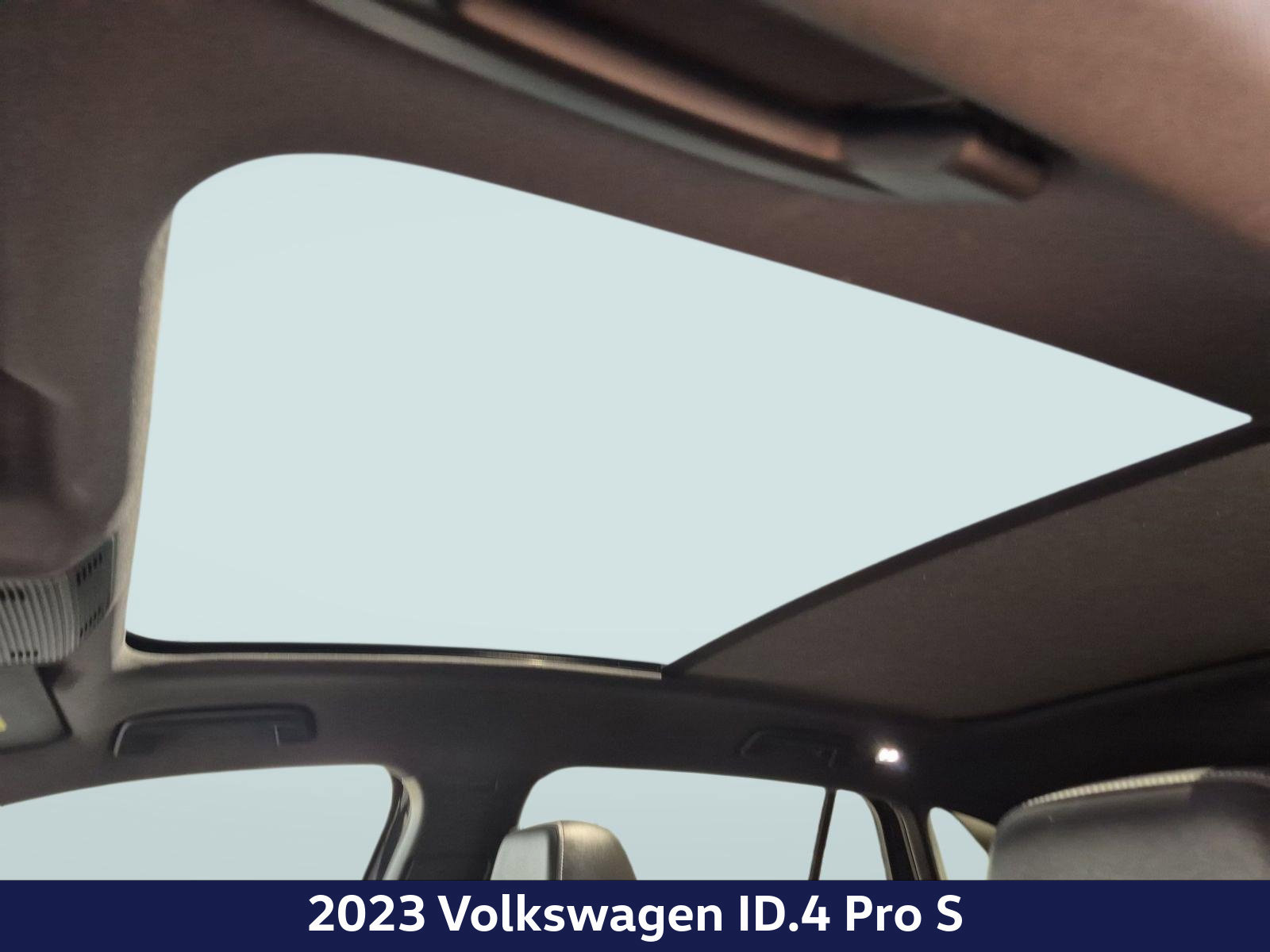 Used 2023 Volkswagen ID.4 Pro S RWD image 16