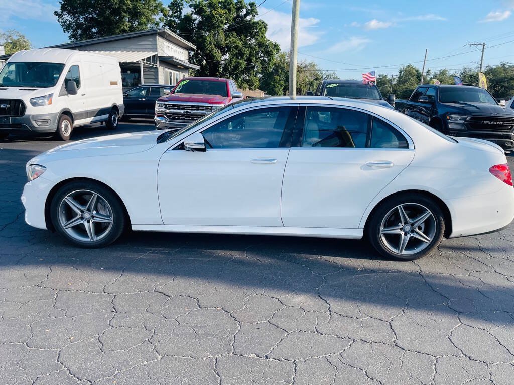Used 2017 Mercedes-Benz E 300 image 5