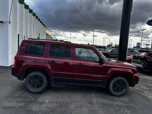 Used 2017 Jeep Patriot Sport image 6