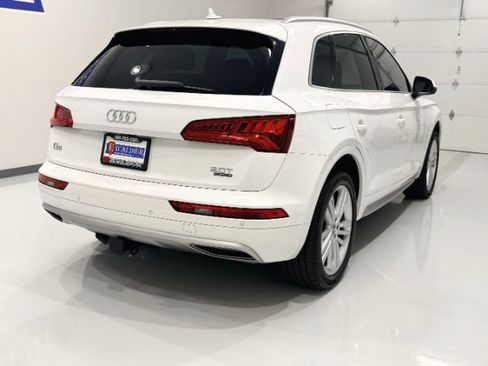 Used 2018 Audi Q5 Prestige w/ Prestige Package AWD/4WD image 6