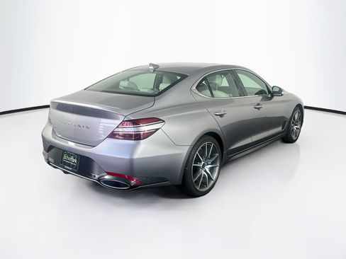 Used 2025 Genesis G70 2.5T RWD image 9