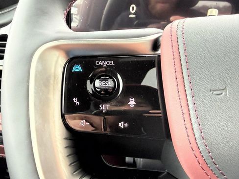 New 2026 INFINITI QX80 Autograph w/ Premium Cargo Package image 16