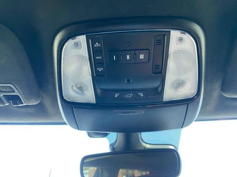 Used 2021 Dodge Durango R/T w/ Tow 'N Go Package AWD/4WD image 26