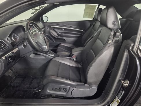 Used 2016 Volkswagen Eos Komfort FWD image 9